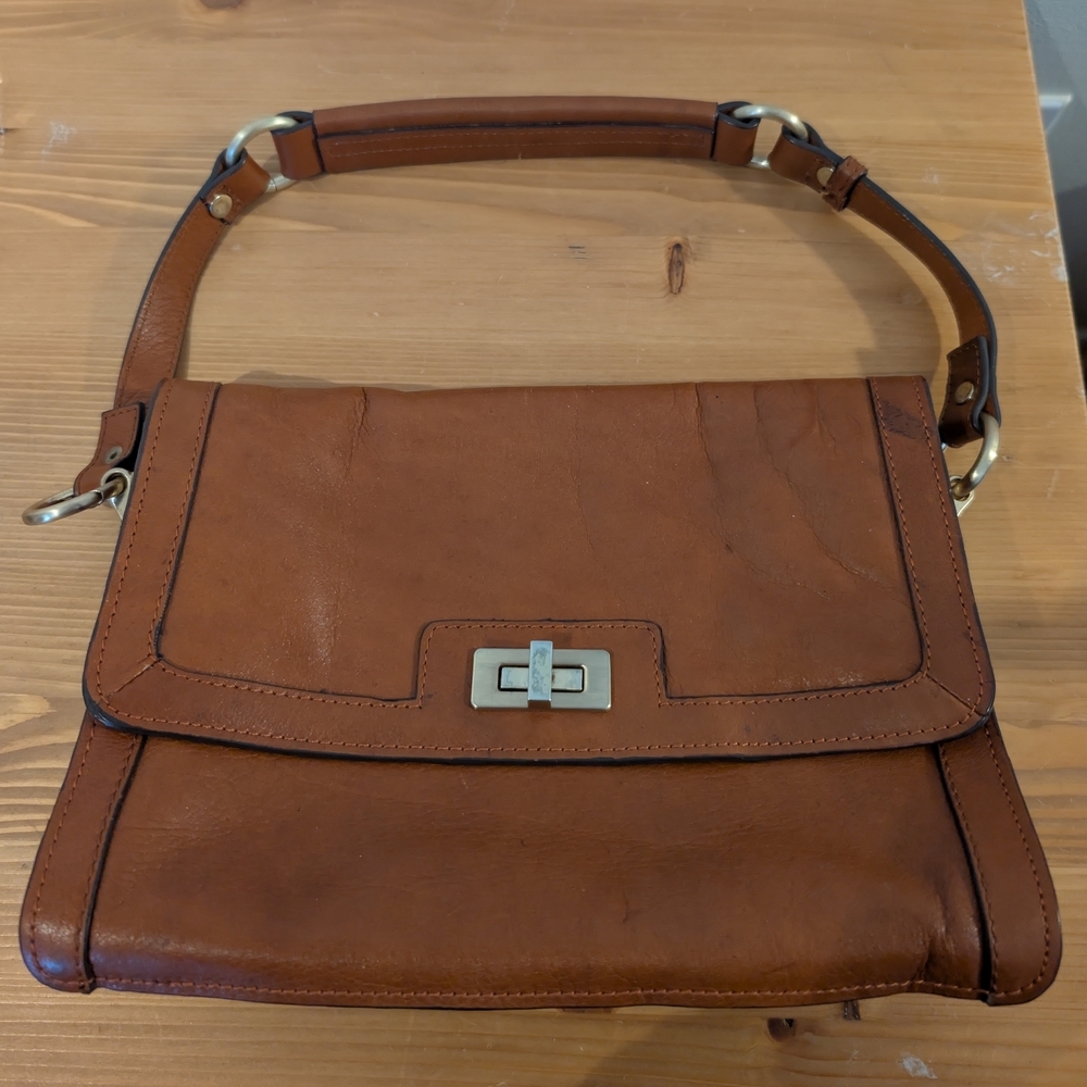 Elegant Brown Leather Handbag